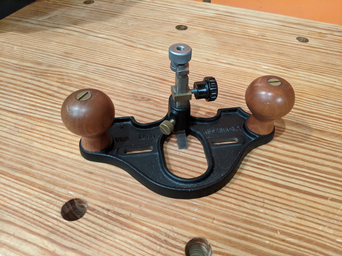 We made it folks, the third plane I would choose if I was forced to, the Lie-Nielsen router plane. I absolutely love this tool, even with my goofy plastic knob replacement depth stop screw. This tool opens up a world of joinery even if purpose built planes are more efficient.