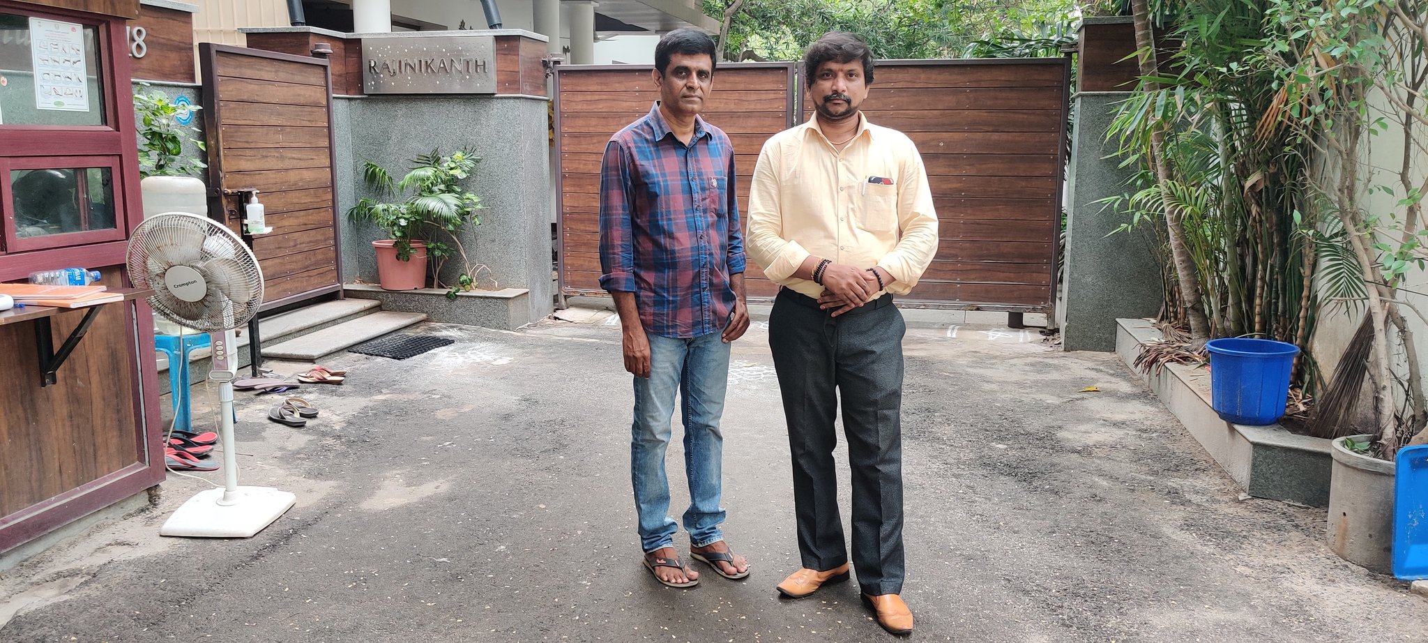 Rajinikanth Fans on X We are working on a big collage of Thalaivar fans in front of Superstar Rajinikanth s Poes Garden house. Please send your photos in the comment section https t evXeSvaiUi