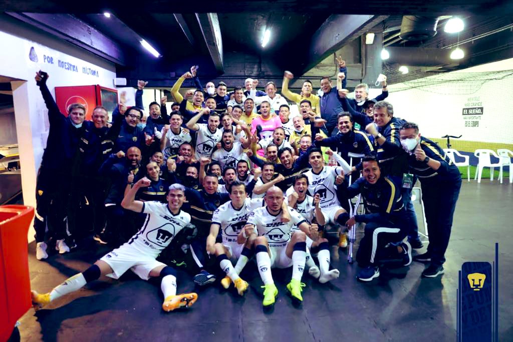 1AlfredoTala's tweet photo. ¡ LA FUERZA DEL PUMA ES LA MANADA !
#silocreeslocreas #Ubuntu #lafuerzadelpumaeslamanada #tuvefe #SoyDePumas #Goya #elcieloyanoesellimite #familia
💪🏻🦏⚽️ https://t.co/bWaOofYy9X