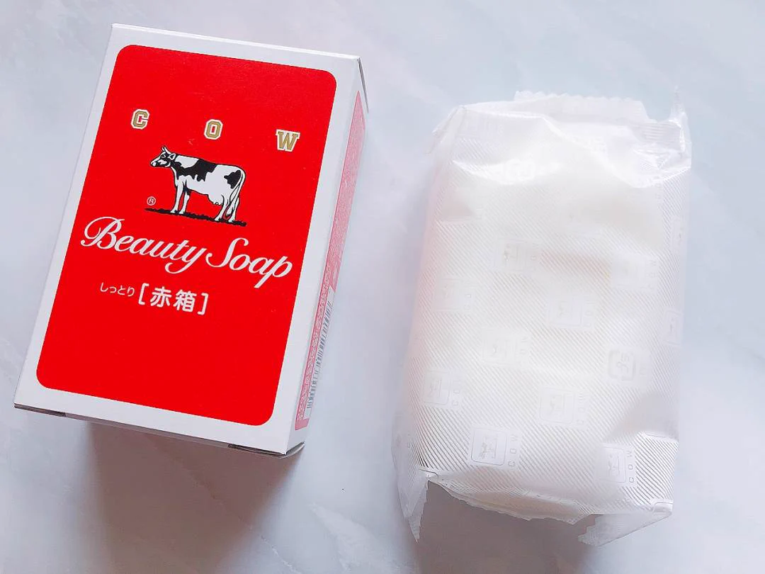 メイクブラシは牛乳石鹸で洗うとかなり落ちる！薬局で98円