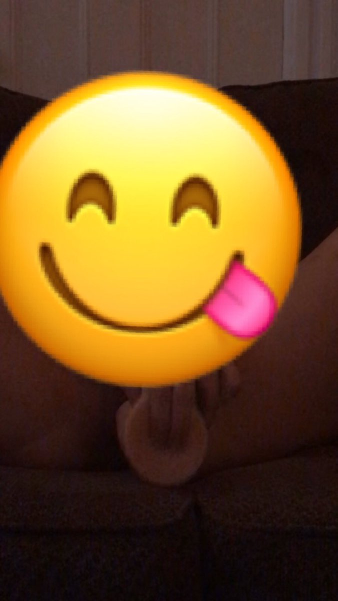 laRealCakes2002's tweet photo. should i release this video on me putting my dildo in my wet ass pussy on my OF? 😛 #onlyfans #AdultWork #buyingcontent #onlyfanslatinos #dildo #pussy #titties https://t.co/ZQz2FsItWb