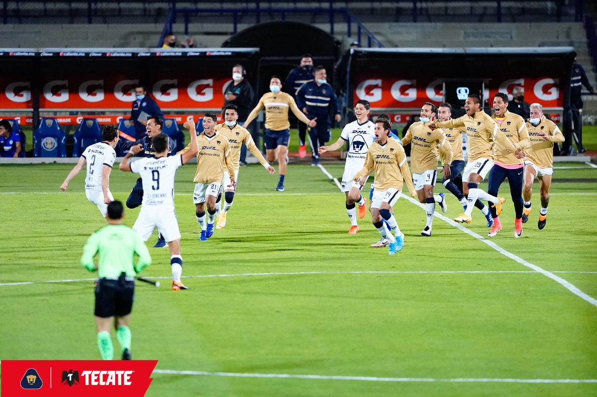 PumasMX's tweet photo. ¿Fotos de la #RemontadaAuriazul? Por supuesto que hay fotos de la #RemontadaAuriazul.

Esta es la Galería @CervezaTecate de nuestro pase a la final.

#SomosFutbol #SoyDePumas https://t.co/HcOeA07P3Y