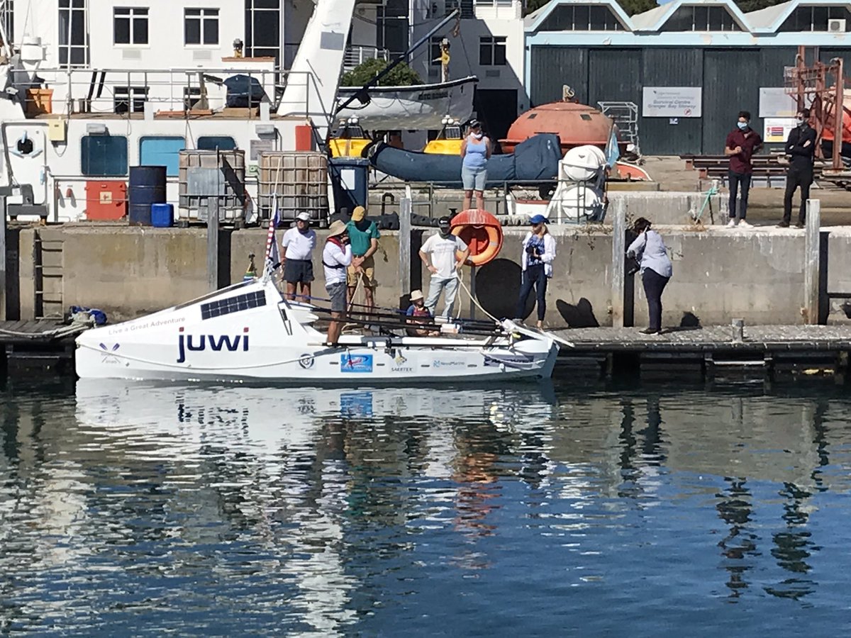 KevinJohnBrandt's tweet photo. #RowToRio Botha, rowed out of Granger Bay, Cape Town on Saturday, starting a journey set to take him approximately 100 days. KB https://t.co/NA7n8YSYF6