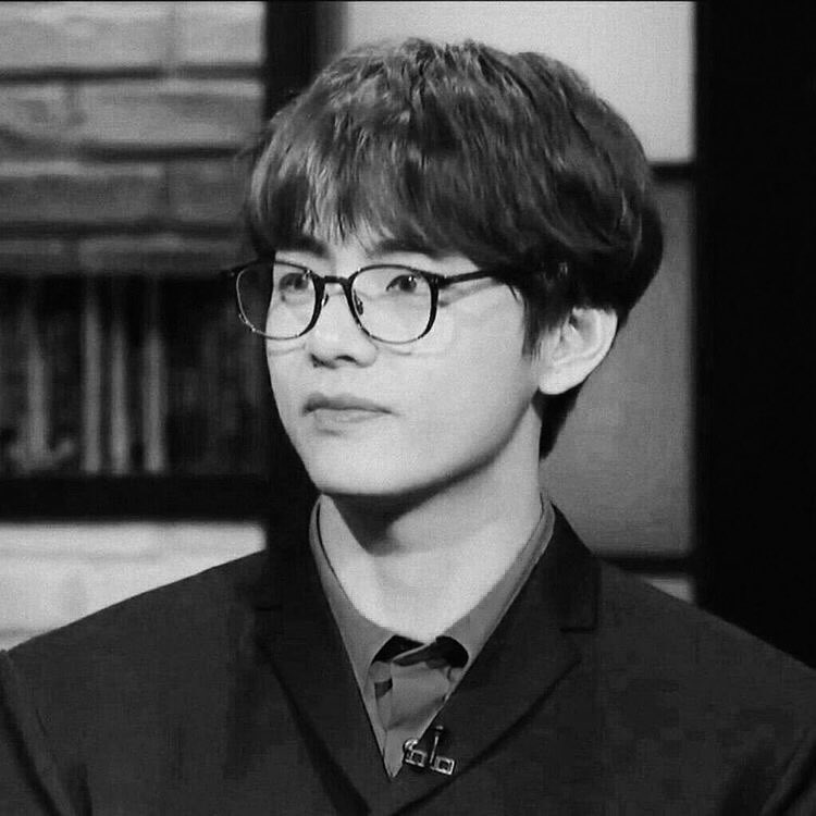softlymeow_'s tweet photo. #kooktaeau; sweet boy!

th siempre tuvo excelentes cumplidos por ser el mejor estudiante de su instituto. Hasta que llegó jeon, un chico grosero y despreocupado, que sin el más mínimo esfuerzo, le quitó a th su puesto.

–¿Quieres volver a ser el mejor? Acepta salir conmigo. https://t.co/dPQ6AMUvWz