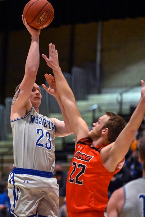 mattgadephotog's tweet photo. Photos from @DWUMensHoops 93-88 win over the Doane Tigers on Sunday at the #worldsonly https://t.co/z6KyCvxtv1 https://t.co/H4qvwht2Xi