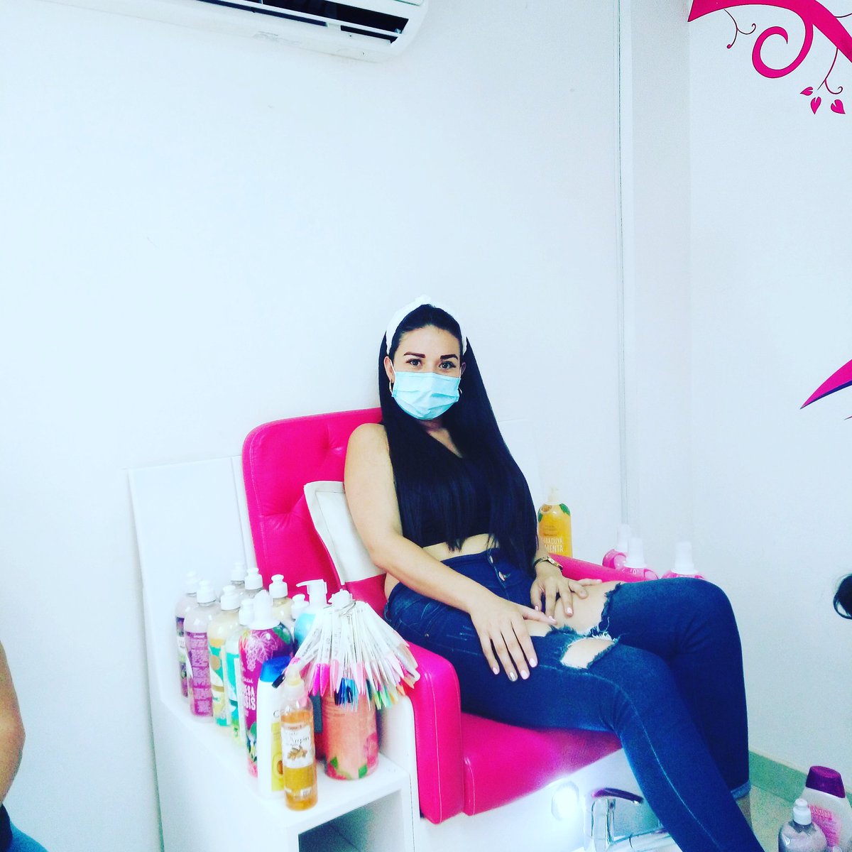 Acrigel_Spa's tweet photo. #SanCristóbal #Táchira #SpaManos #UñasEnAcrílcos #Manicure #Pedicure #PediSpa #Pedicureart #Pedicurespa #UñaSanCristóbal 
Información
Vía WhatsApp 04169770488
Llamadas telefónicas y Msj de texto al 04122520488
CANTV ☎️ 02763437558 https://t.co/O7WjKThggL https://t.co/cEaJd6bzze