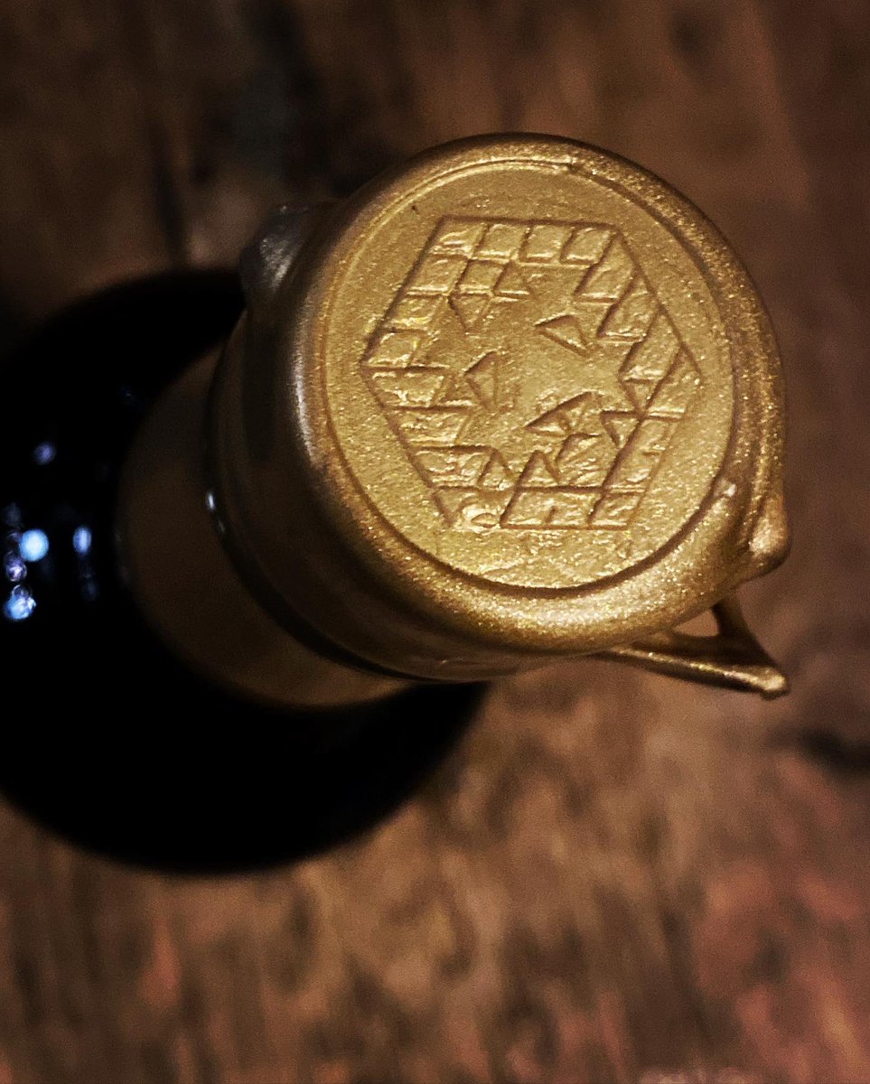 WardEight tweet media