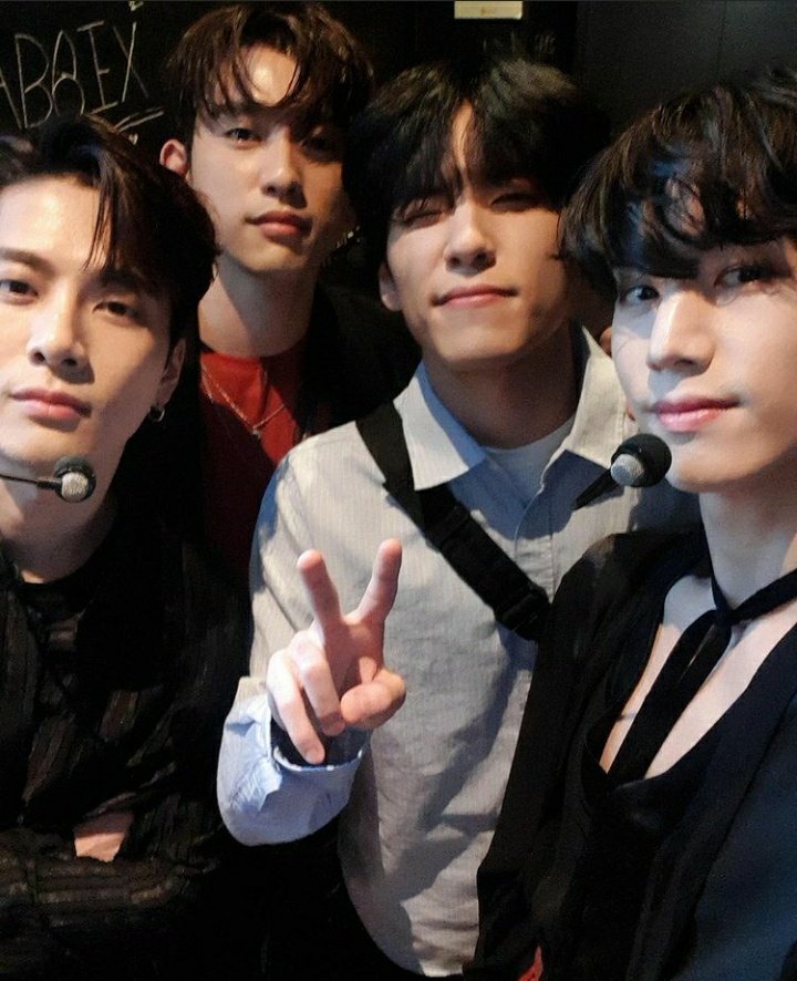 This year  @GOT7Official made 139 post on this Instagram page (got7.with.igot7) gaining an average of 392.8k likes per post and a total of 54.6M in 2020.Their most liked post which all gained 600k+ to 755k+ were: