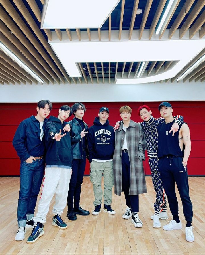 This year  @GOT7Official made 139 post on this Instagram page (got7.with.igot7) gaining an average of 392.8k likes per post and a total of 54.6M in 2020.Their most liked post which all gained 600k+ to 755k+ were: