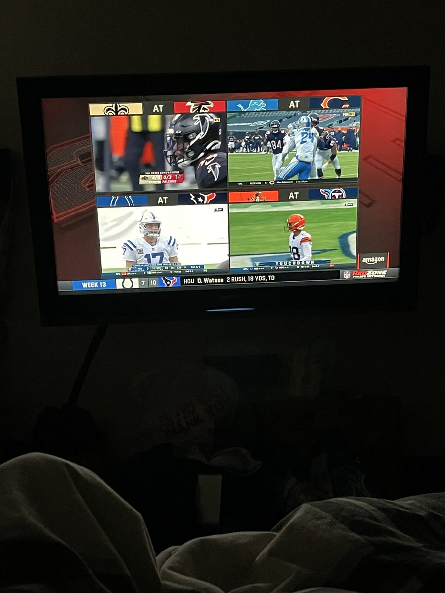 JonSchechter's tweet photo. @ScottHanson what are your thoughts on bringing back the  #quadboxsighting ? 

#NFLRedZone200 https://t.co/eUXOZvFCL7
