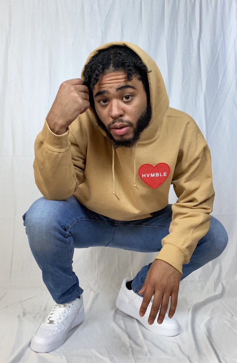 001khjd5's tweet photo. tmr 1:00pm dropping my new website as well as my “HVMBLE HEART” Hoodie❤️ 
#ShopHVMBLE https://t.co/XNAQIKBvNm