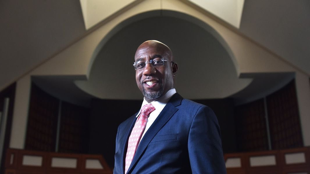 DisavowTrump20's tweet photo. Georgia Democratic Pastor Raphael Warnock is running to beat corrupt Trump puppet Kelly Loeffler and take back the U.S. Senate from Mitch McConnell! 

RETWEET if you support Reverend Warnock as he runs to take back the U.S. Senate and keep Georgia Blue! https://t.co/mWBw1t42Ra