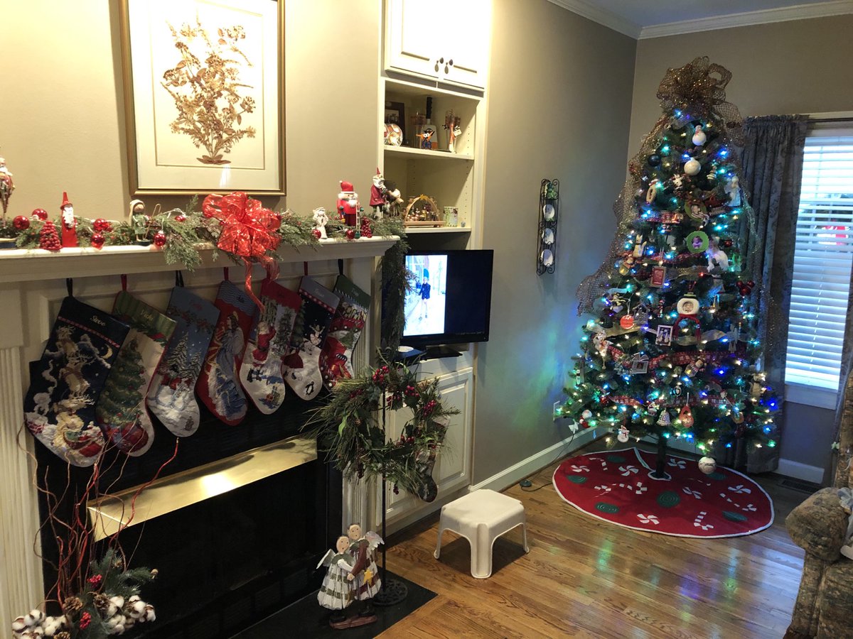 SteveVantrease's tweet photo. Christmas is about here.  Decorating our homes but recognizing and celebrating the real reason for the season.  Thanks to my church and the other churches that re-enact the  divine birth. https://t.co/nhaSiojsYe
