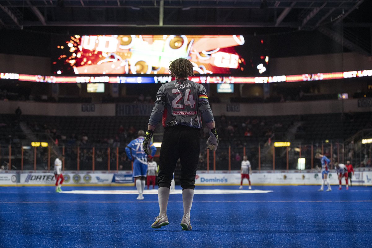 KCComets's tweet photo. What a night!! Thanks so much to the All-Stars for making the trip to KC and HUGE THANKS to all of the fans in person and online who made it such an amazing experience!! See you next time @MASLarena All-Stars!!! ⚽️⭐️💫 #maslasg #maslallstargame #masl #arenasoccer https://t.co/dfmFJ67itv