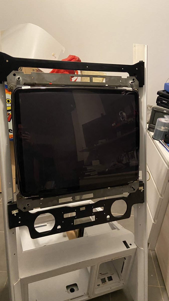 backoldgaming's tweet photo. Cut off the legs of my Sega Naomi with a friend.  Wash the bottom cabinet and put the crt Toshiba KSM696X #sega #arcade #naomi #newnetcity https://t.co/T93DX8zc7z
