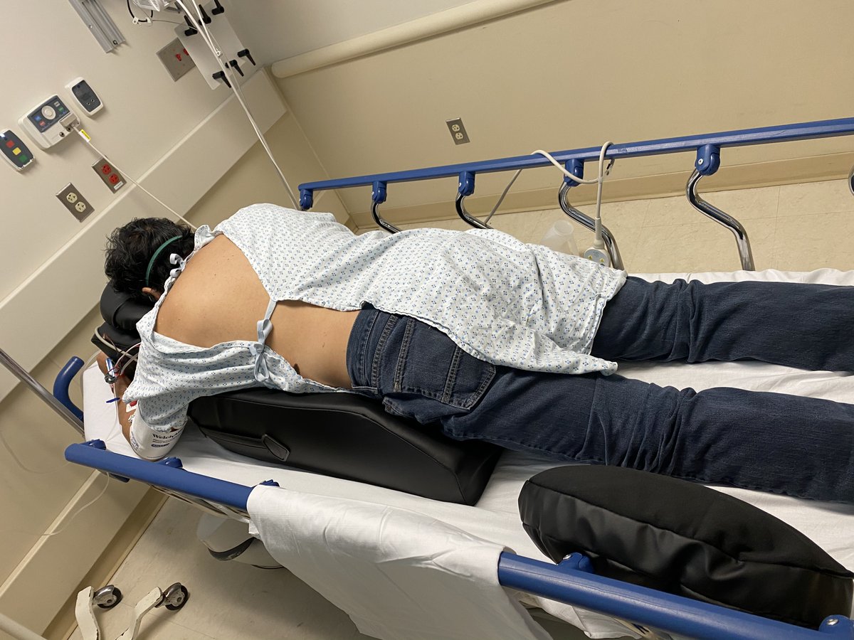 EMSwami's tweet image. Young, healthy firefighter w/ 1 week progressive SOB
Resp rate 38, O2 sat 54%

Dex 6 mg
Prone + 60% venti mask -&amp;gt; Sat 92% RR 24

Individualized, supportive care. 1 to 1 nursing until stable
No fancy expensive drugs, no plasma.