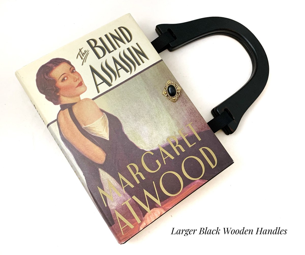 NovelCreations's tweet photo. The Blind Assassin Book Purse - Blind Assassin Book Cover Handbag - Book Purse Handbag - Margaret Atwood Reader Gift - Crime Reader Gift https://t.co/VnpcLnKOel #bookpurse #booklover #Etsymntt #BookCoverHandbag https://t.co/DKmm4AqS9F