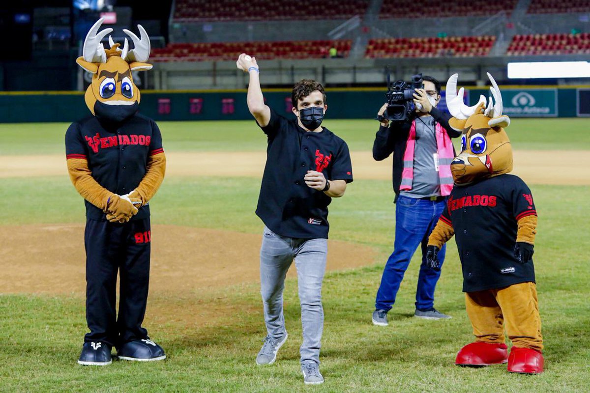 ErickMüller tweet media