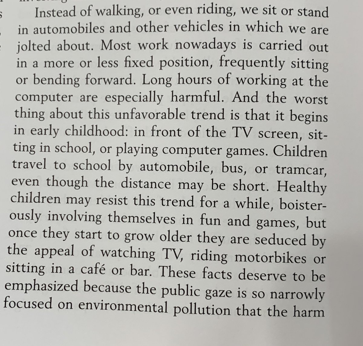 8) The  @WHO guidelines give suggestions for  functional capacity by suggesting metrics for MVPA & strength training &  demand by giving metrics for sedentary time. Dr Lewit highlights the benefits of the person-centered functional approach.