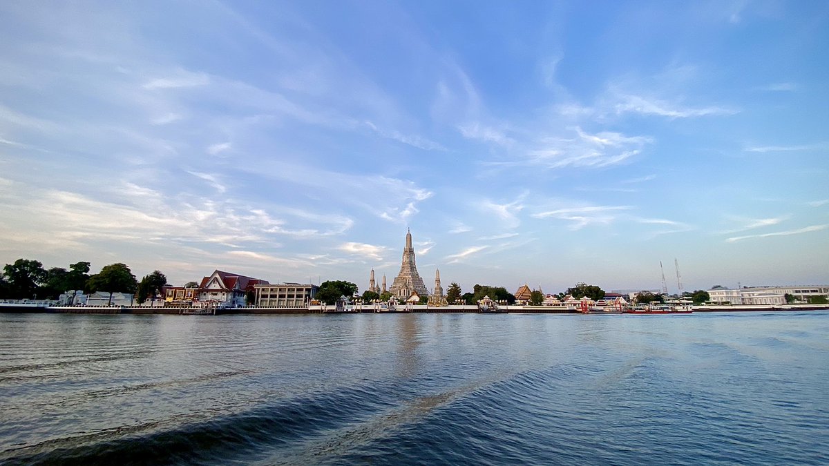 Zatawat's tweet photo. More interesting spots to be seen in #Bangkok just stepping little out from routine track
#RunningDiary #MorningRun #CityRun #Runnerseyeview https://t.co/pTNdLP5rPb