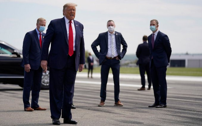 tomiahonen's tweet photo. Hey Republicans

We were never the targets of Trump's scam. You were. You still are

Trump knows he's lost. Yet he milks you suckers for another $207 million in money he gets to pocket. He lost this election &amp; he knows it. Yet he wants you to pay

Have a nice day

#TraitorTrump https://t.co/5AooEGMYxT