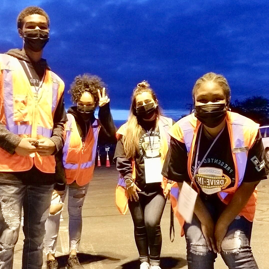 FirstNightAlex1's tweet photo. We have been preparing for an exciting event! There is still room for you. If you would like to join the fun and volunteer with us on New Yearโs Eve just send an email to VolunteerFNA@gmail.com for all the details.
#FirstNightALX #UnityInTheCommunity #volunteersrock https://t.co/p4WFDbfap0