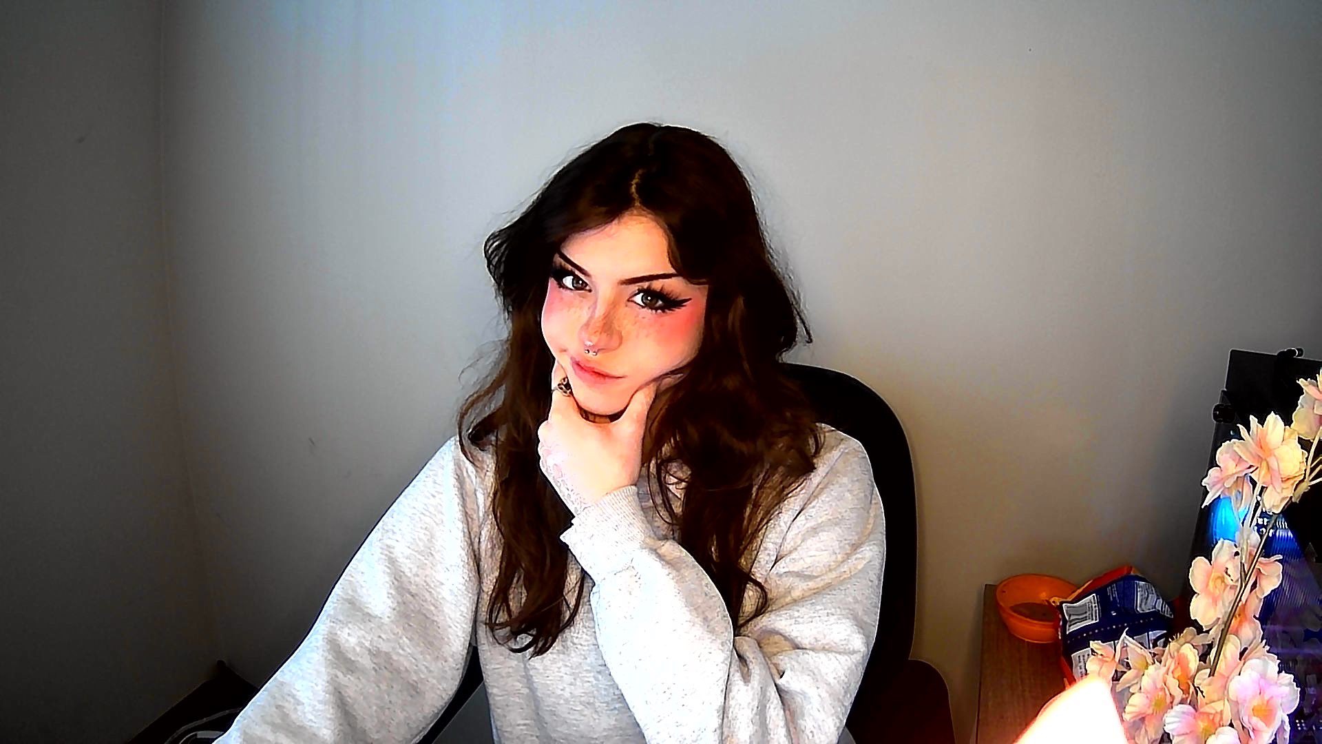 hannah owo (she/they) on Twitter https//t.co/ssRpTGaMpv
