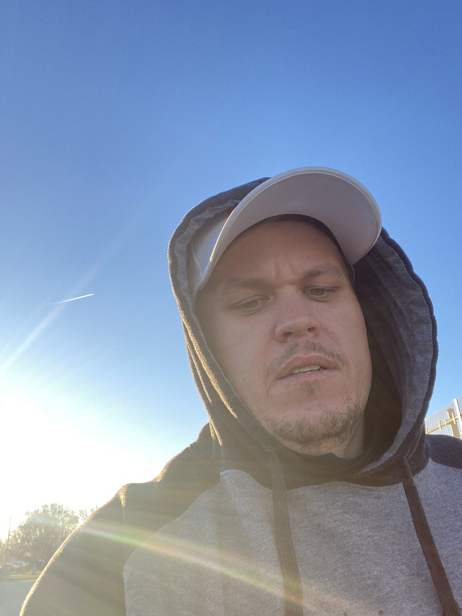 DJKDuBOmaha's tweet image. Long day between AirComFit, Station Meeting and Show wouldn’t want any other way except some GymTime! #04Dec #AirComFit #LongDay #DoingWork #ExpectMore #BetterUs #KrewLifestyleFitness #EXCUSESorRESULTS #FITfam #1dayATaTIME #LIFEstyleBLOGGER #FavorableFriday #inspireDAILY #HEALTH