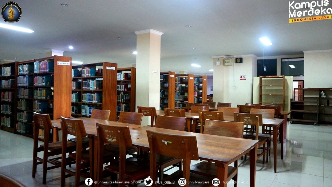 UB_Official's tweet photo. Hai, selamat pagi #TemanUB!

Angin di Kota Malang pagi ini sedang riuh kencang. Selalu jaga kesehatan ya, perhatikan asupan makanan supaya selalu sehat.

Jangan lupa rajin mencuci tangan, memakai masker, menjaga jarak dan menghindari kerumunan.

Salam dari Perpustakaan. 📚📚 https://t.co/90o7418SHY