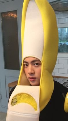 hobiyolov's tweet photo. Eu e o worldwide handsome, quem amou esse lacre?
✨🤩💛✨
#ARMYSeIcaDay #ARSD
@BTS_twt https://t.co/1aXIVtZbn1