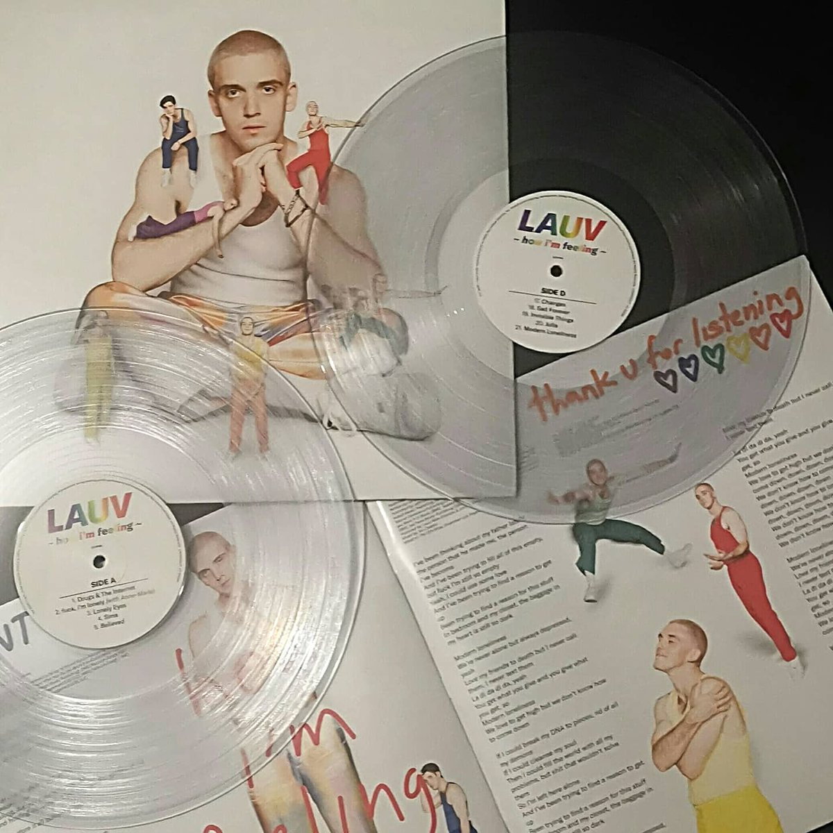 josuelo's tweet photo. #DomingoDeVinyl Disco debut de #LAUV ~how I'm feeling~ #Popsuelo 😎 #Vinyl doble y transparente https://t.co/6sNMGEmdyg