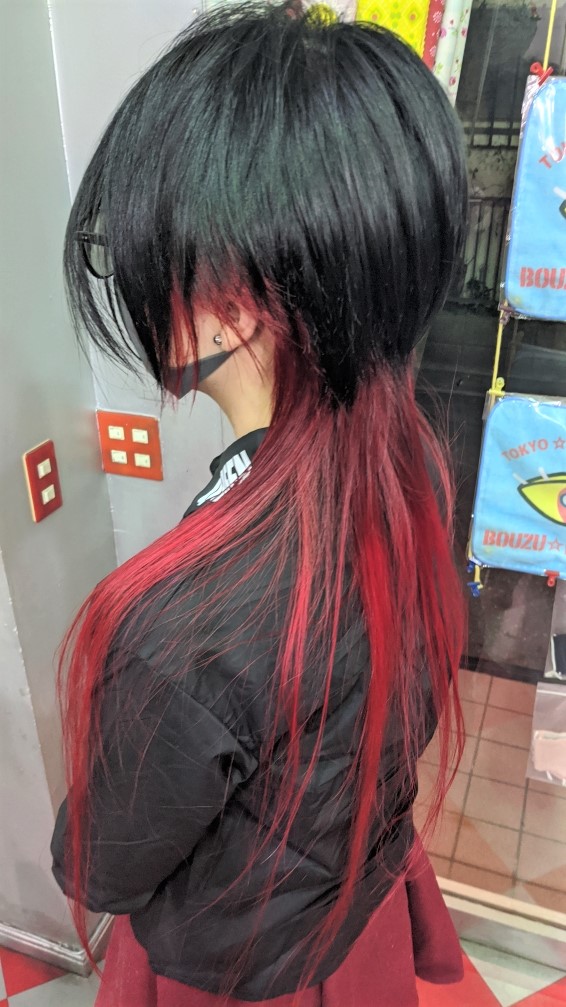 bouzu micrus インナーred アウターblue ロングウルフに合うインナーカラーred アウターにblueを大胆に After 2 本八幡美容室 ボウズミクラス 派手髪 インナーカラー ロングウルフ スタイリッシュ 詳細ブログ T Co bouzu micrus インナーred アウターblue ロングウルフに合うインナーカラーred アウターにblueを大胆に After 2 本八幡美容室 ボウズミクラス 派手髪 インナーカラー ロングウルフ スタイリッシュ 詳細ブログ T Co