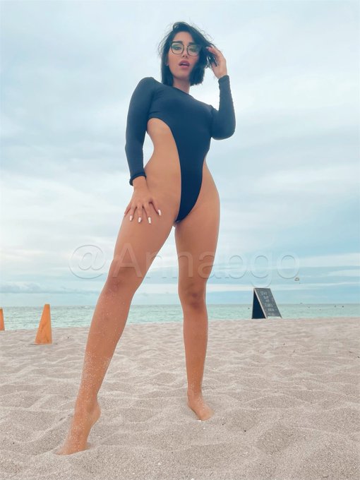 2 pic. Que foto les gusta más? // https://t.co/HYoqaOkO9D https://t.co/WBPv2WEOtj