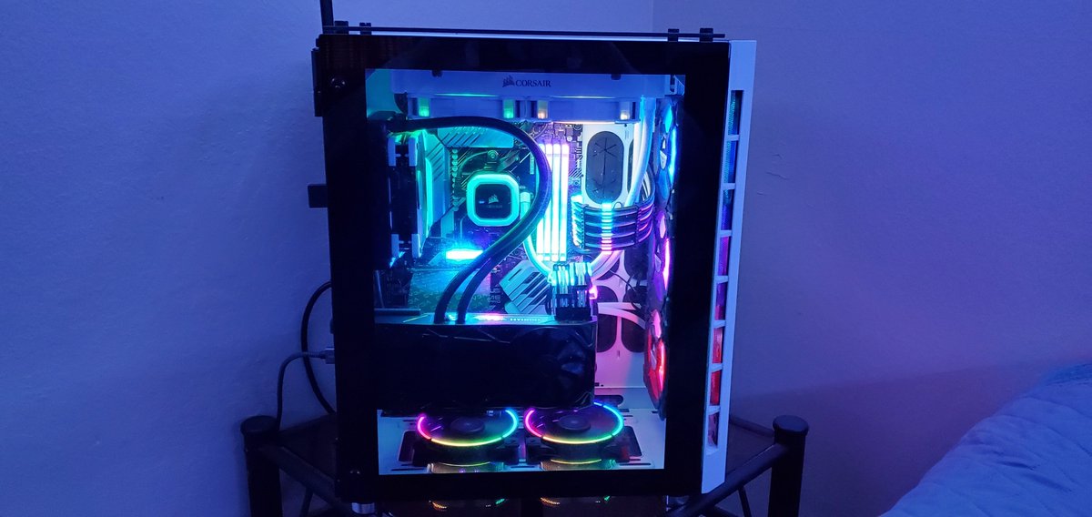 TrueBusterCube tweet picture