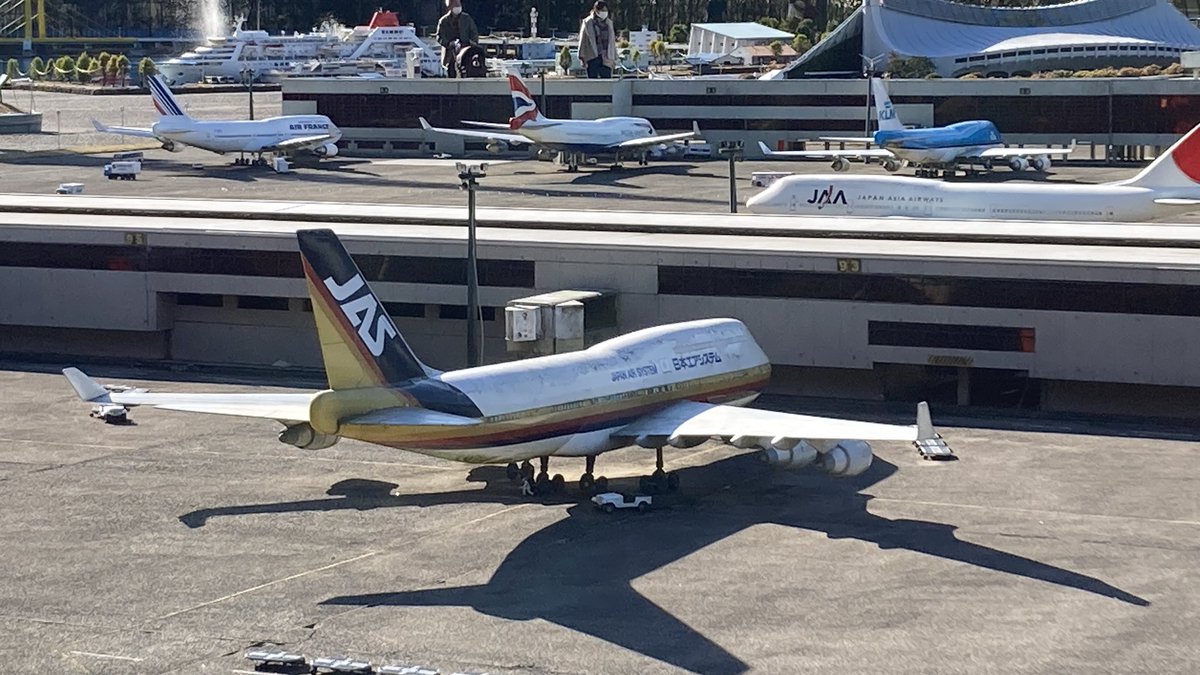 日本エアシステムのB747懐かしいなぁ。昔、東京ヨハネスブルク線で乗っ