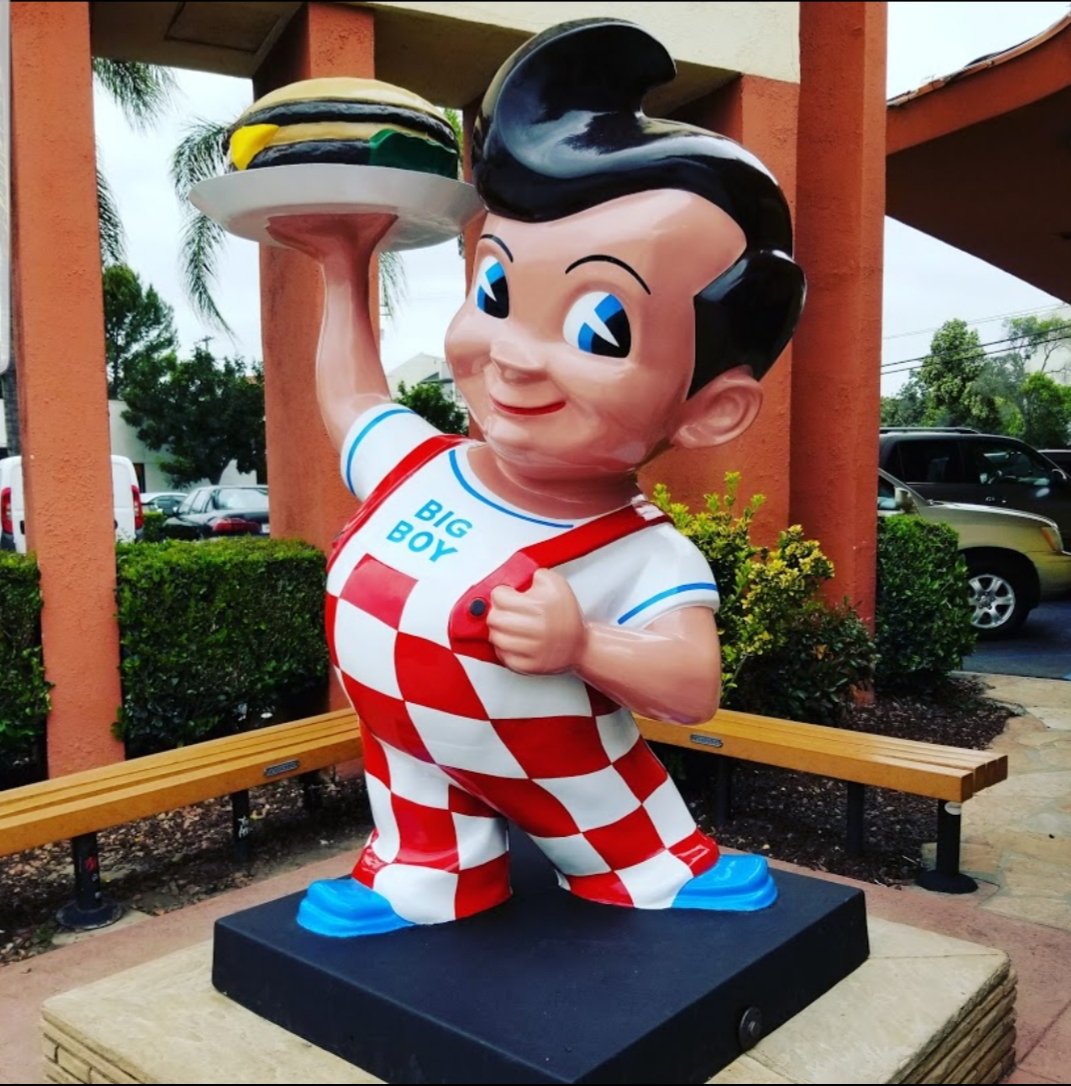 sarahmactri's tweet photo. @jhonnycharles88 Bob's Big Boy https://t.co/w8rp0ehzXL