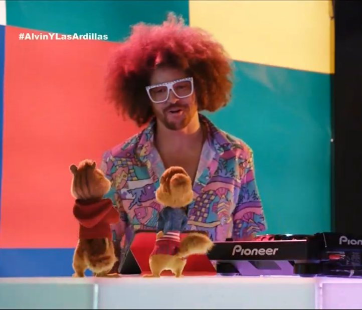 davidcors1's tweet photo. Inicia #AlvinYLasArdillas 4 en @AztecaSiete y #FiestadeDave es todo un éxito con RedFoo incluido. https://t.co/IXynGC02Uv