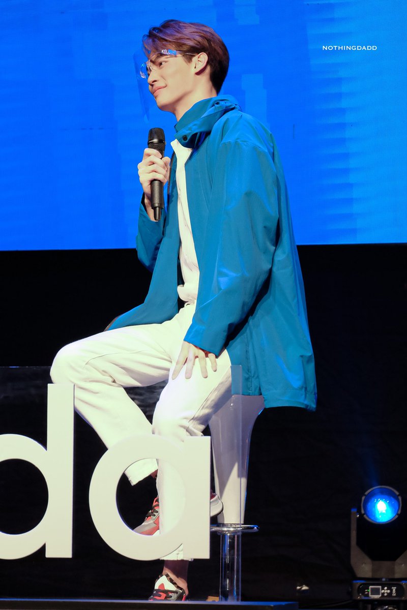 Nothingdadd's tweet photo. ตัวแค่นี้🤌🏻👶🏻

#winmetawin 
 #LazadaBWParty https://t.co/0Rmkc80Tew