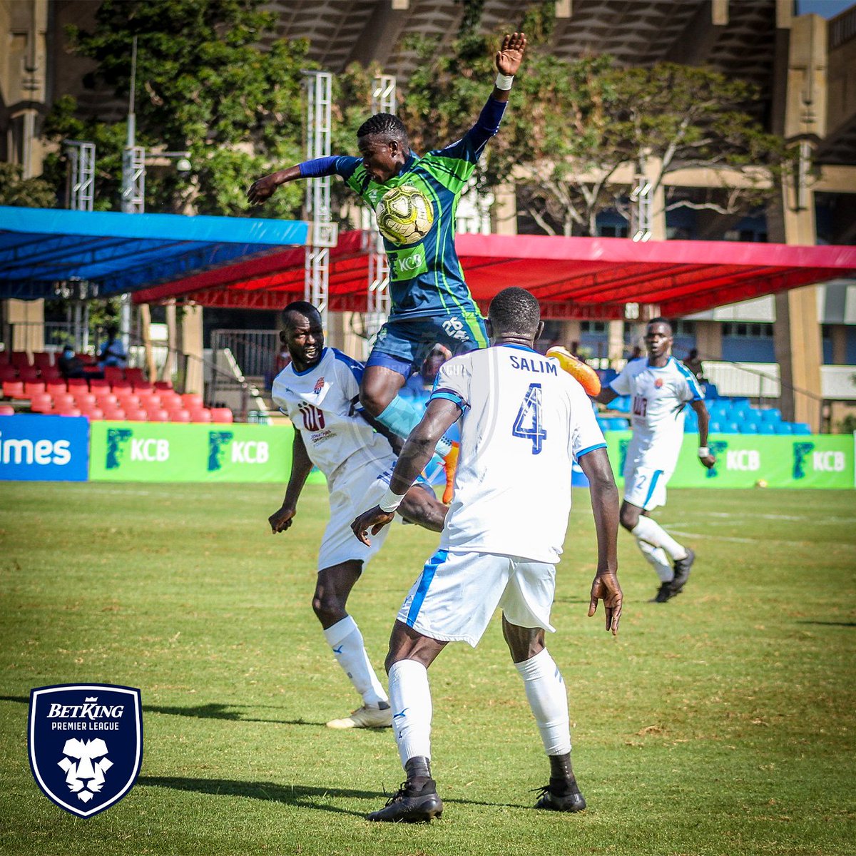 fgk32's tweet photo. 🦅| Kama kuku ni ndege basi David "Messi" Owino ni  ...
 
Nairobi City Stars FC 's Salim Abdalla "Shitu" and Peter "pinchez" Opiyo could only watch 

#BKPL https://t.co/RmDM6bPrPO