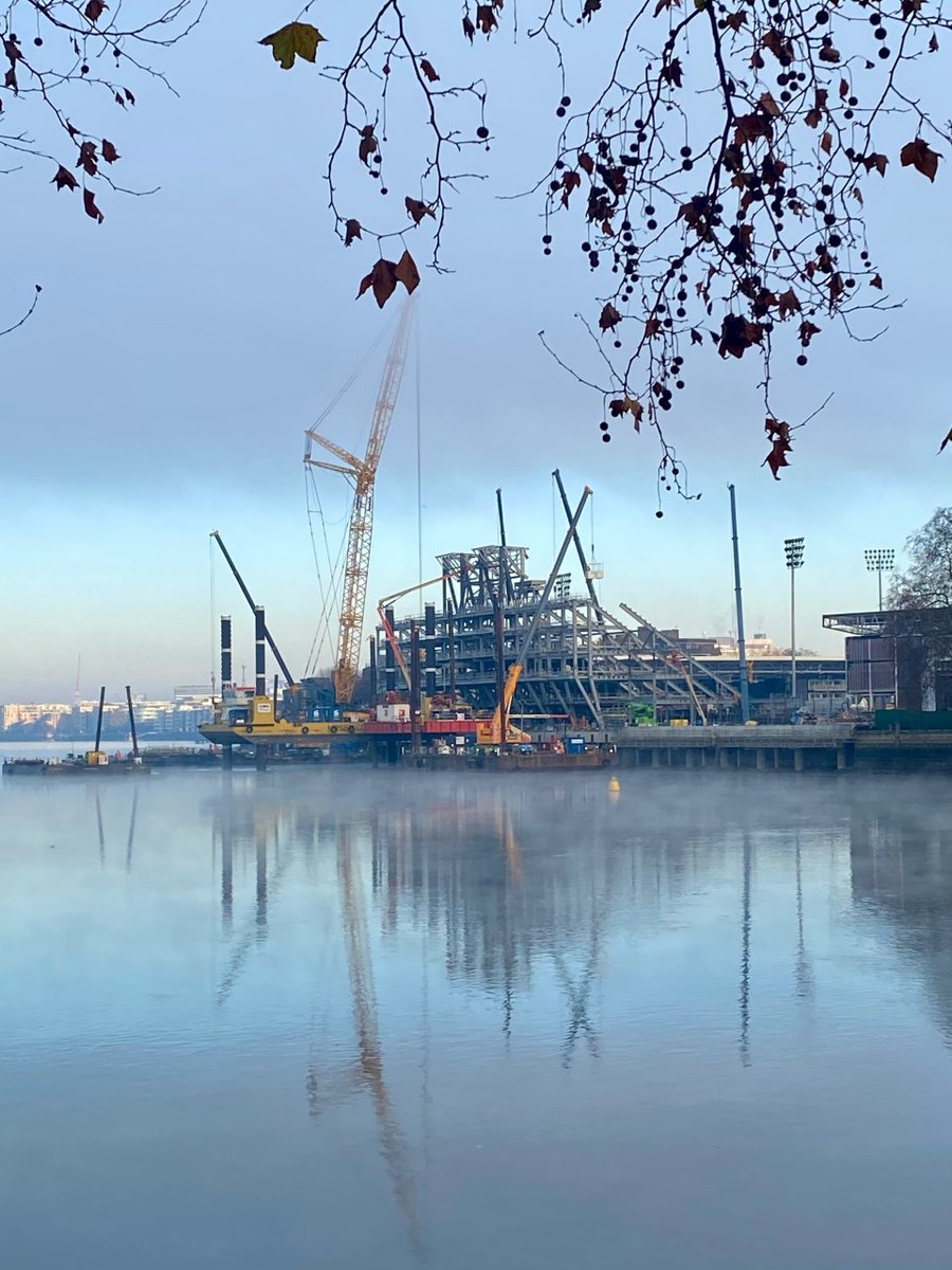 SFA_Architects's tweet photo. Fascinating to see this amazing project going up right on our doorstep. Steel structures being delivered by river and hoisted into place today. Watch this space for some exciting related news coming soon... #fulhamfc #riverthames #riverview #sfa #stuartforbesassociates https://t.co/owPycYgZHC