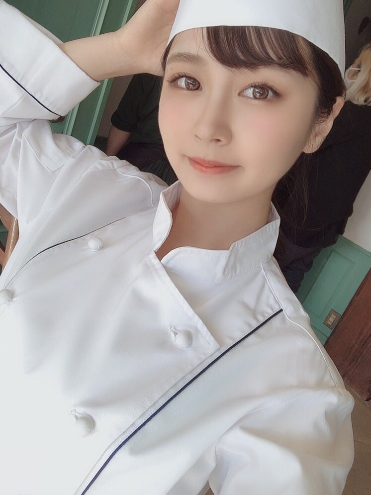 今日発売の週刊ポストさんに
4ページも！！掲載させていただいています✨🤍

川北メイサ「全裸フルコース」
元一流フレンチレストランの料理人がまさかのヌード！

見てもらえたら嬉しいです！💕✨　

オムレツ久しぶりすぎてめっちゃ失敗した（笑）🥲😆けど美味しかった！

#週刊ポスト #グラビア https://t.co/KjjRZ8F4nP