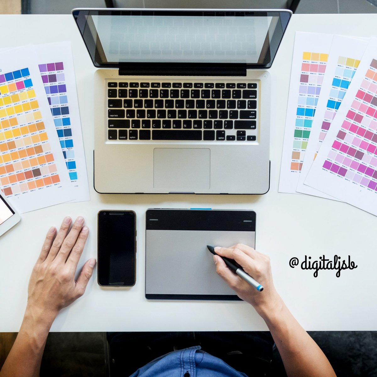 digitaljsb's tweet image. A creative design is unique enough to catch anyone’s attention immediately. To produce an effective graphic design, just wear your thinking hat and let the ideas flow in. Read More: bit.ly/2JQhe3F #graphicdesignstudent #graphicdesignuiweb #graphicdesignersgroup