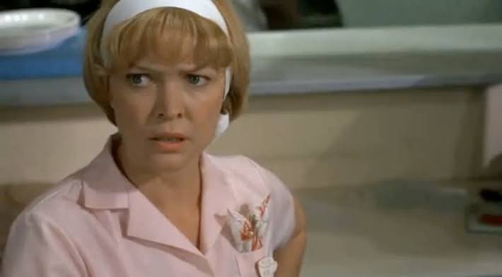 Wishing a Happy Birthday to the beautiful Ellen Burstyn. 