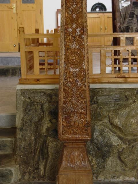 Now the houses in Chitral had a central room known as the Baipash, possibly meaning ‘no roof’. It used to be beautifully decorated with 4 pillars and one behind the main hearth known as the Shero Thoon (Lion’s Pillar).The roof between them was decorated with -