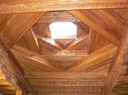 Diagonal squares, one on top of the other, spiralling inside until it opened to the hole. This was known as the ‘Gherarum’ meaning Whirl. And this all was centred around the main hearth called Dirang which further segregated the room into levels, signifying status.