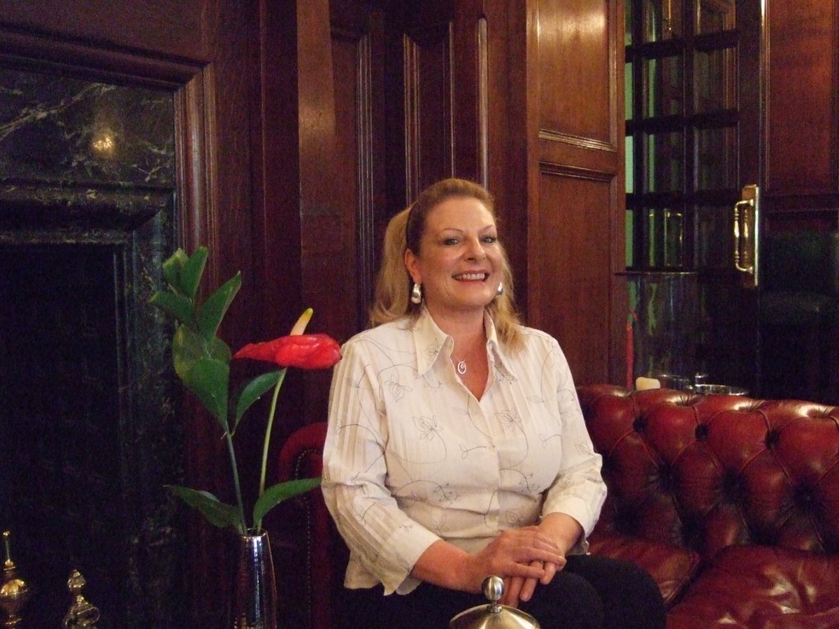 acpcf's tweet image. In Remembrance

It is with much sadness that we acknowledge the loss of our dear friend and esteemed colleague Lynne Gumery O’Grady. 

Lynne passed away this weekend surrounded by her family. As many of you will know Lynne was a founding member of the ACPCF 

1/7