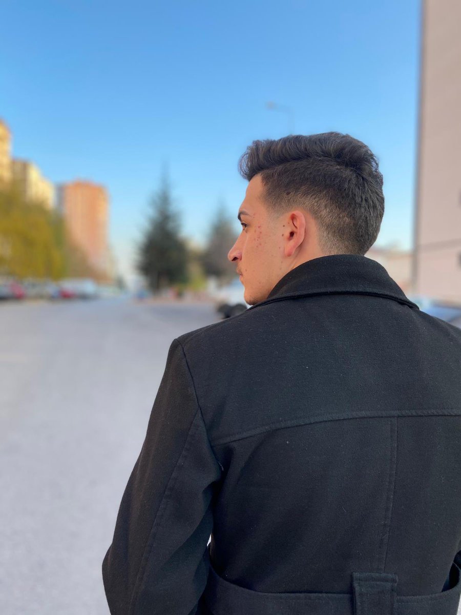 Herşeye bilmene gerek yok haddini bil yeter...