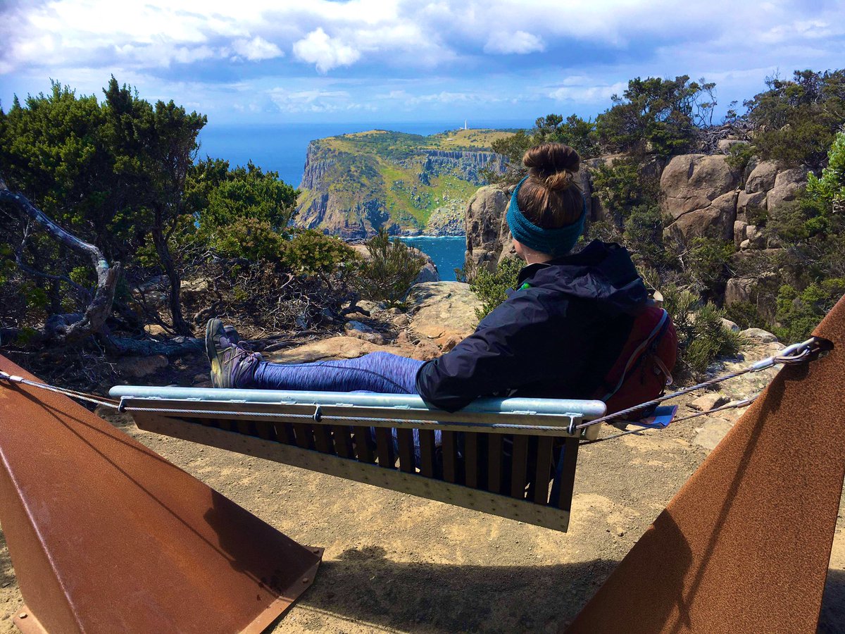 NewsteadToby's tweet photo. Had the most amazing time on the #ThreeCapes track. 48k of stunning #Tassie coastline + 4 days away from work & family commitments = the perfect re-set #TakeBreaksMakeBreakThoughs https://t.co/QSuh4iCVWN