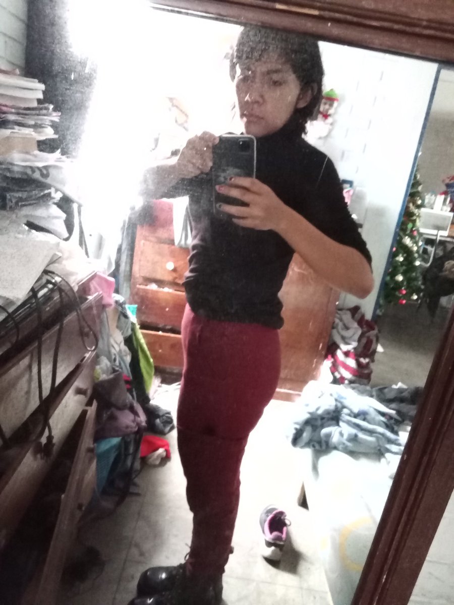 Teo_Eli666's tweet photo. Donde estoy de rojo es de hoy, sigo pesando 62 y mis medidas también 😅 aun me falta mucho por lograr pero voy bien @GymVirtual_com #yopuedocontodo #gymvirtualDiciembre ✌️✊🤚 https://t.co/0SgGfTlrxJ