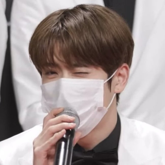 ً (@jjhlooks) on Twitter photo 